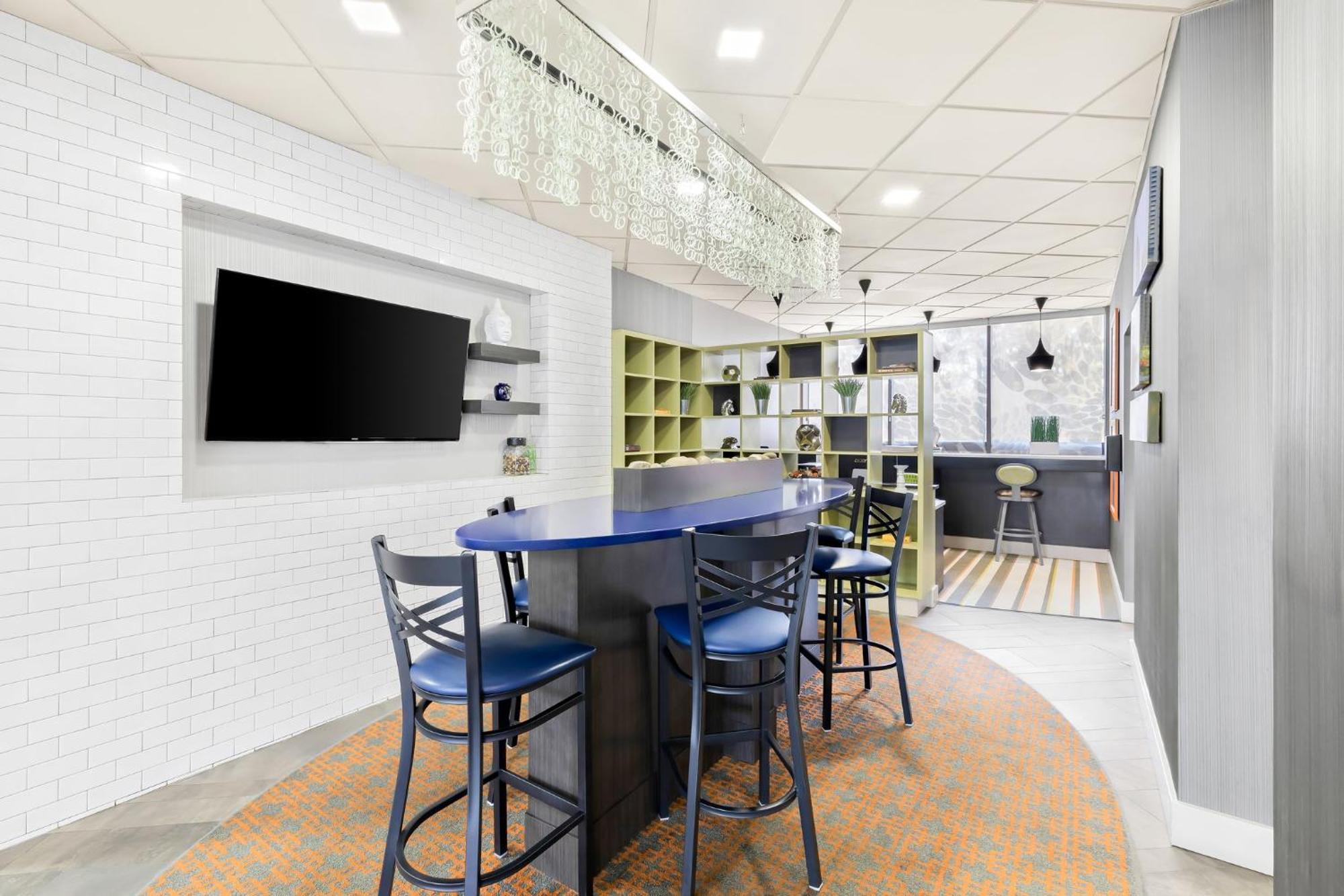 Express Atlanta Galleria-ballpark Area By Ihg 3* Smyrna