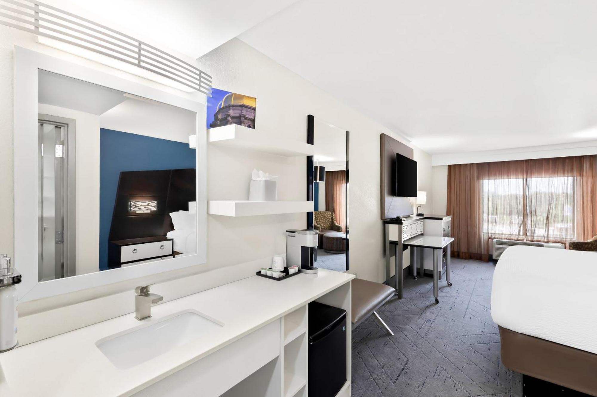 Hotel Express Atlanta Galleria-ballpark Area By Ihg Smyrna