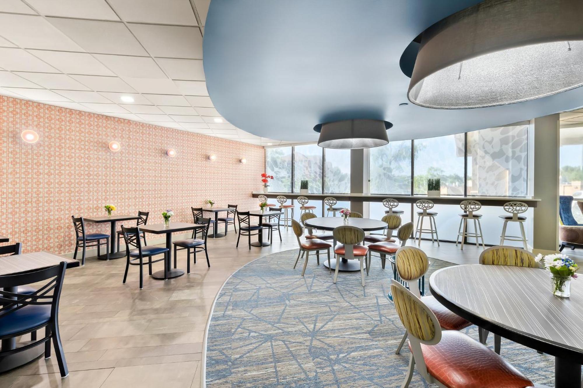 Hotel Express Atlanta Galleria-ballpark Area By Ihg