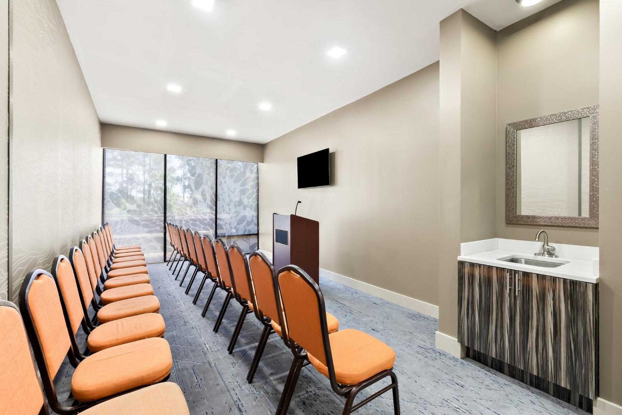 Hotel Express Atlanta Galleria-ballpark Area By Ihg Smyrna