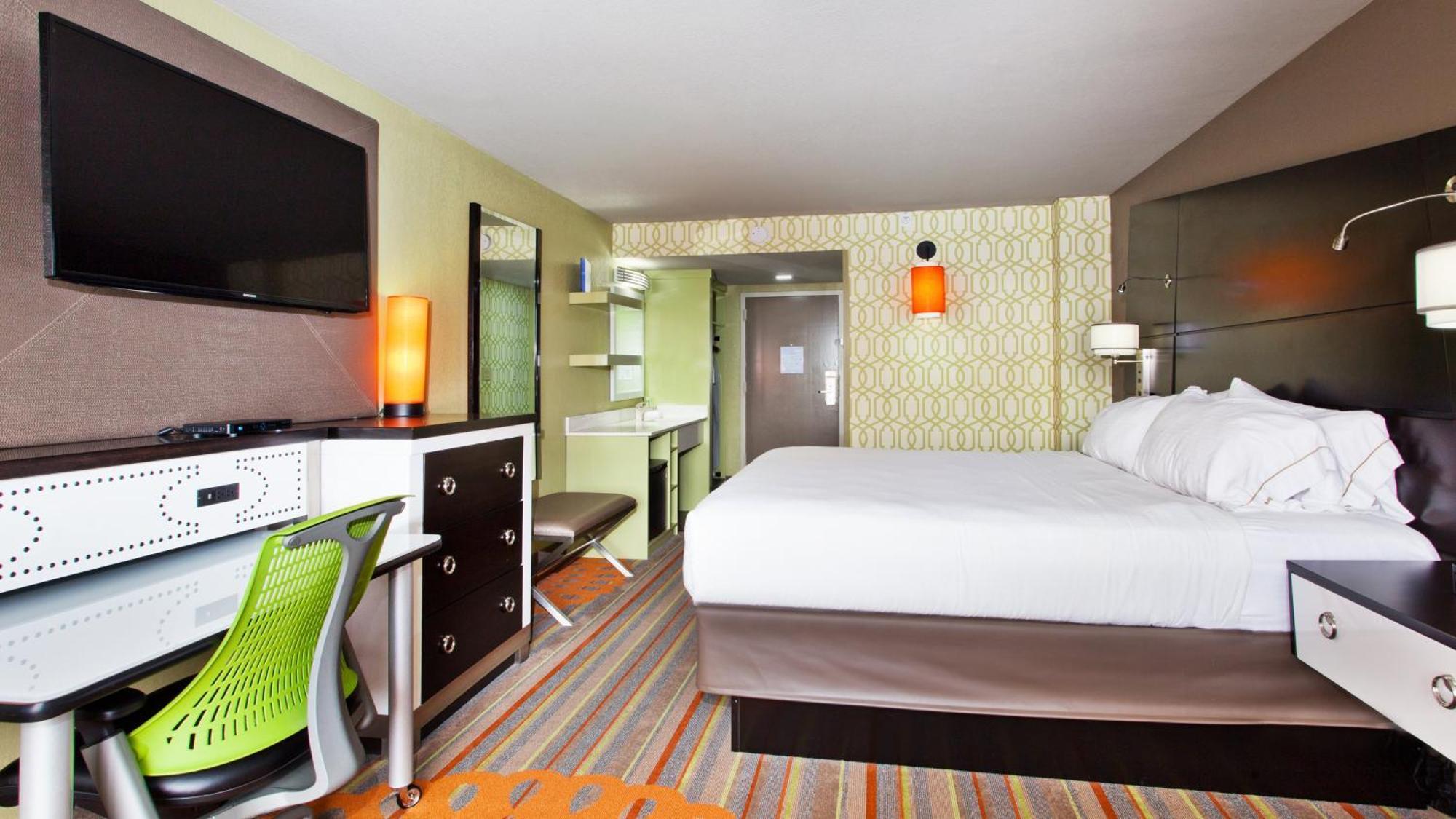 Express Atlanta Galleria-ballpark Area By Ihg 3*