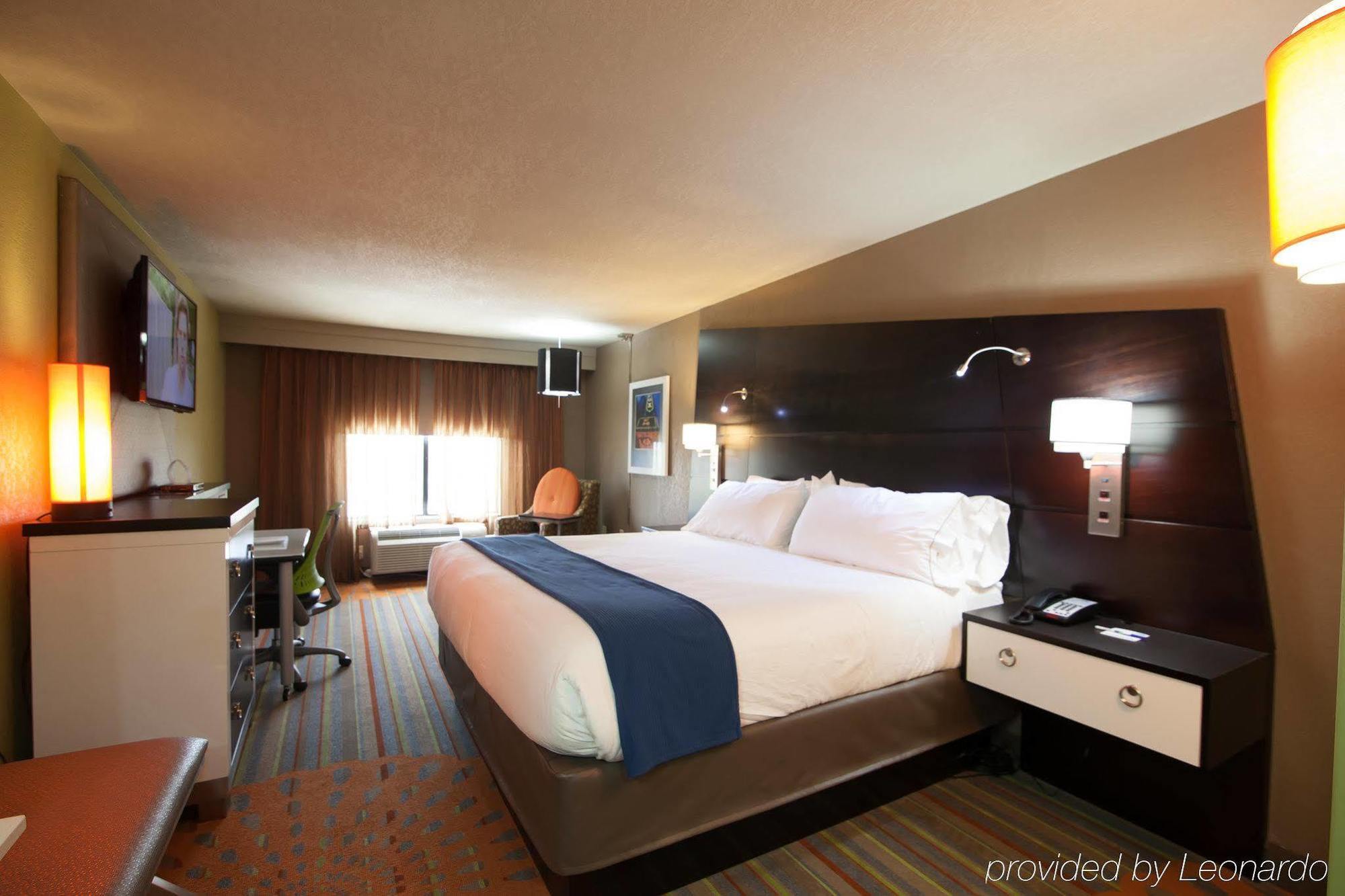 Express Atlanta Galleria-ballpark Area By Ihg Hotel Smyrna